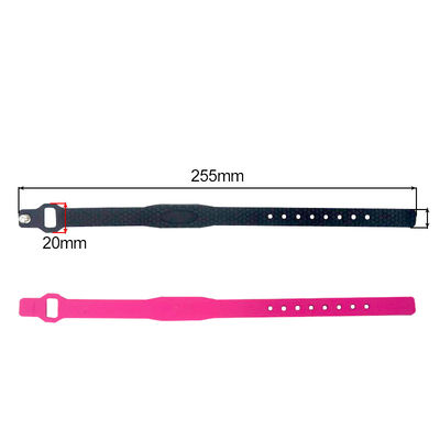 แท็กสายรัดข้อมือ RFID ซิลิโคน 13.56 เมกะเฮิรตซ์สำหรับพื้นที่พักผ่อนของสโมสรสุขภาพ