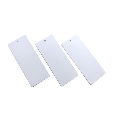 เสาอากาศ RFID UHF การ์ดแบบไม่สัมผัสสำหรับสถานที่อ่านแท็ก Mult ระยะไกล